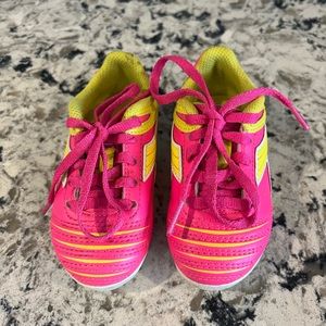 Kids Diadora Soccer Cleats